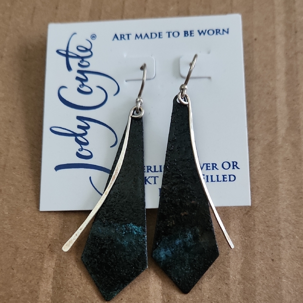 Jody Coyote Black and Silver Earrings